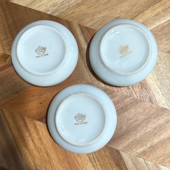 VTG Hand painted-made in Japan Fukagawa Arita Pinecone porcelain - Picture 2 of 7